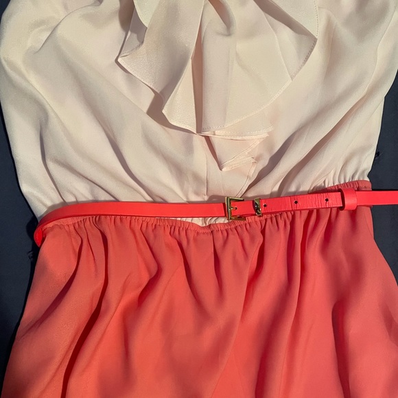 Express Strapless Pink Dress With Belt - Picture 3 of 5